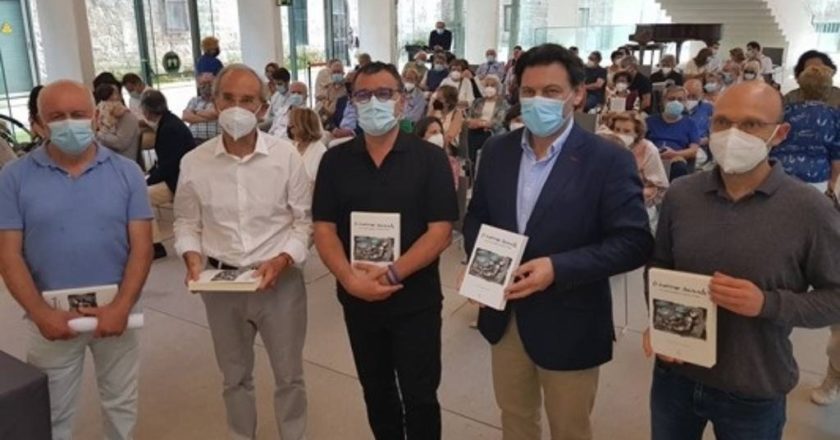 A comunidade pontevedresa en Salvador de Bahía (Brasil) presentou o libro “O inverno ausente” de Fernando M. Vilanova